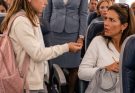 A Seat Dispute Fell Silent After My Daughter Found Something…
